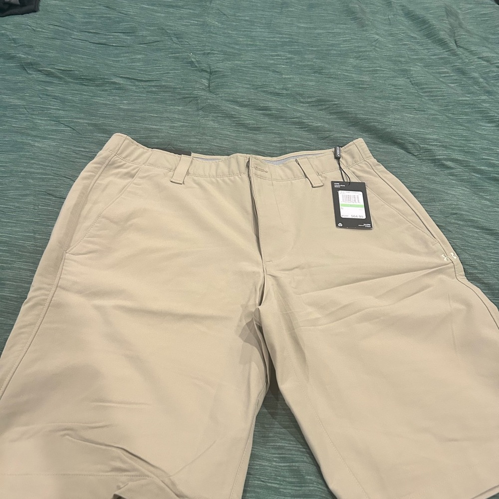 Under Armour Men's Beige Flat Front Shorts